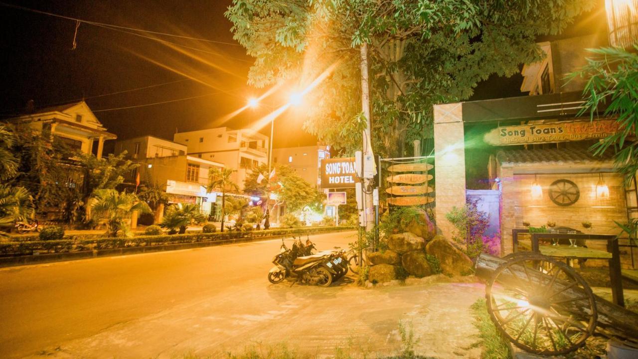 Song Toan Hotel Phong Nha Esterno foto