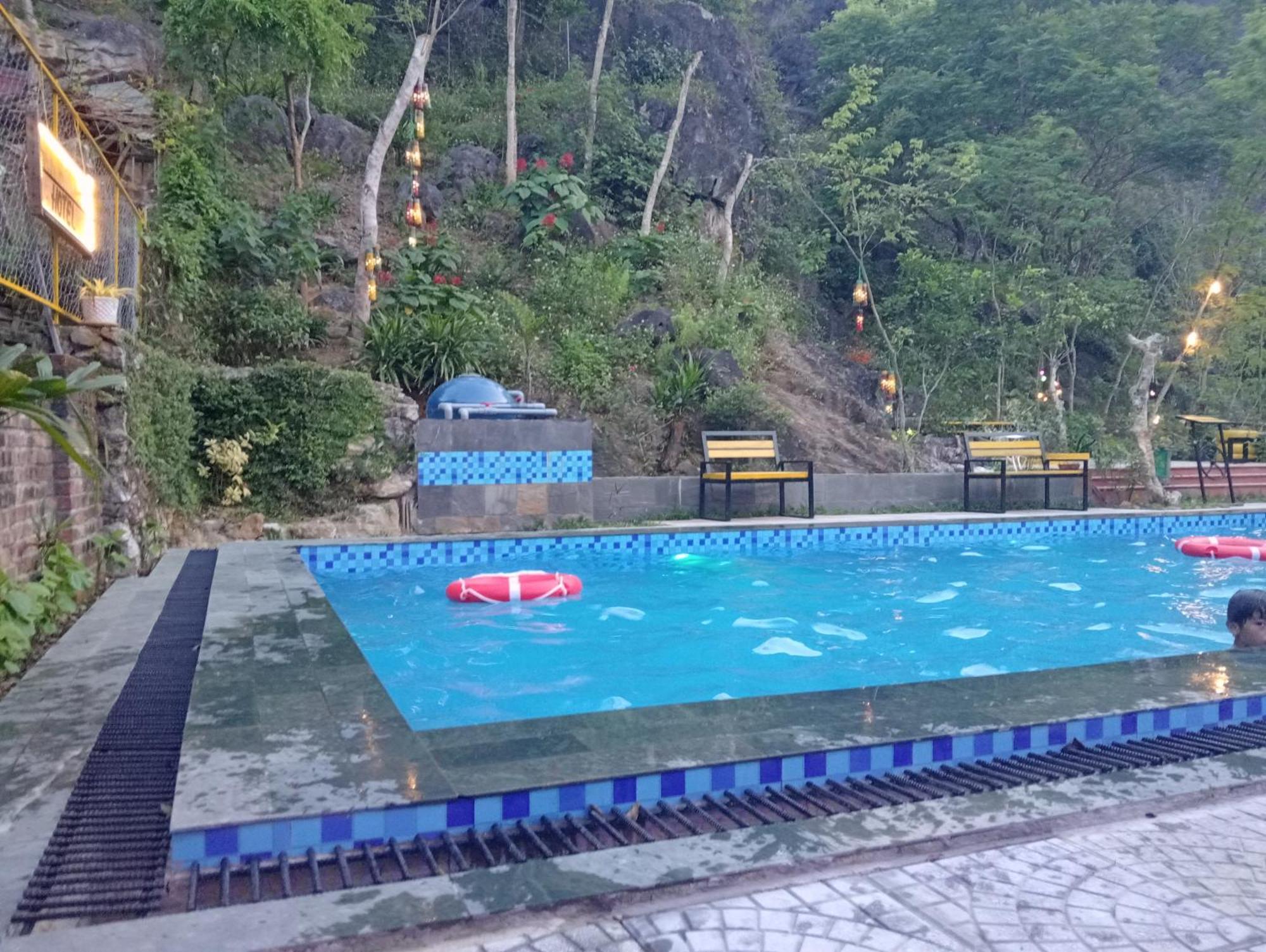 Song Toan Hotel Phong Nha Esterno foto