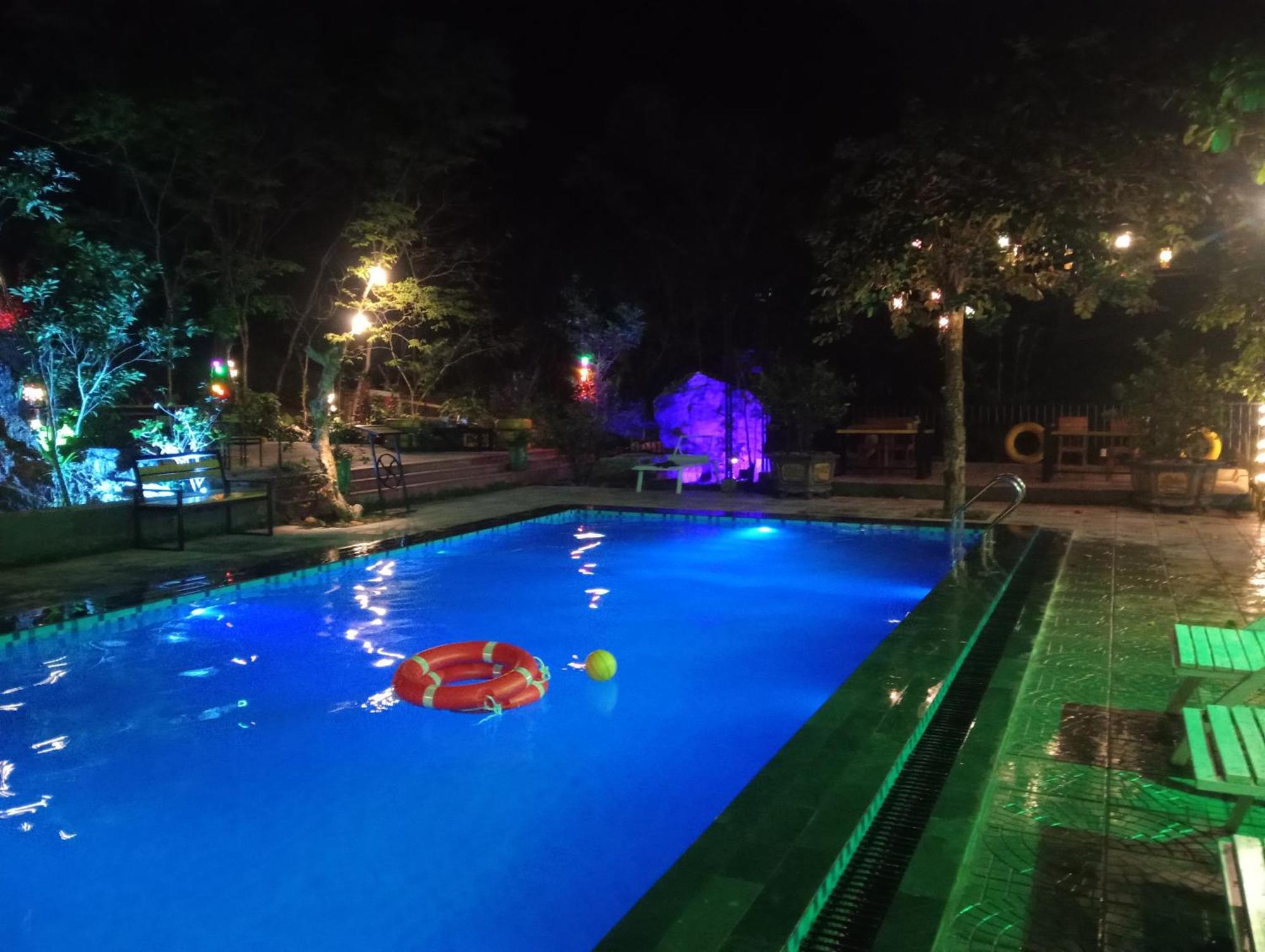 Song Toan Hotel Phong Nha Esterno foto